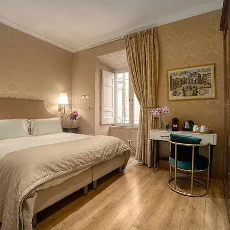 Bq House Trevi Luxury 3* Рим